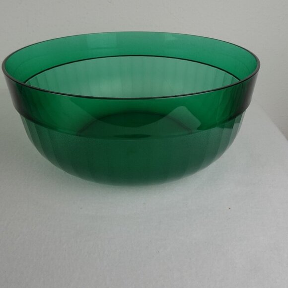 Tupperware Preludio Acrylic Salad Bowl Tray Lid Seal 3 Piece Set Green - Picture 2 of 13
